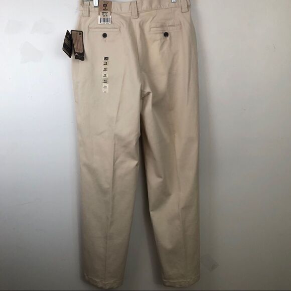 NWT Lee Size 10 Medium Plain Front Pleated Stretch Tan Jeans!! - Picture 12 of 13